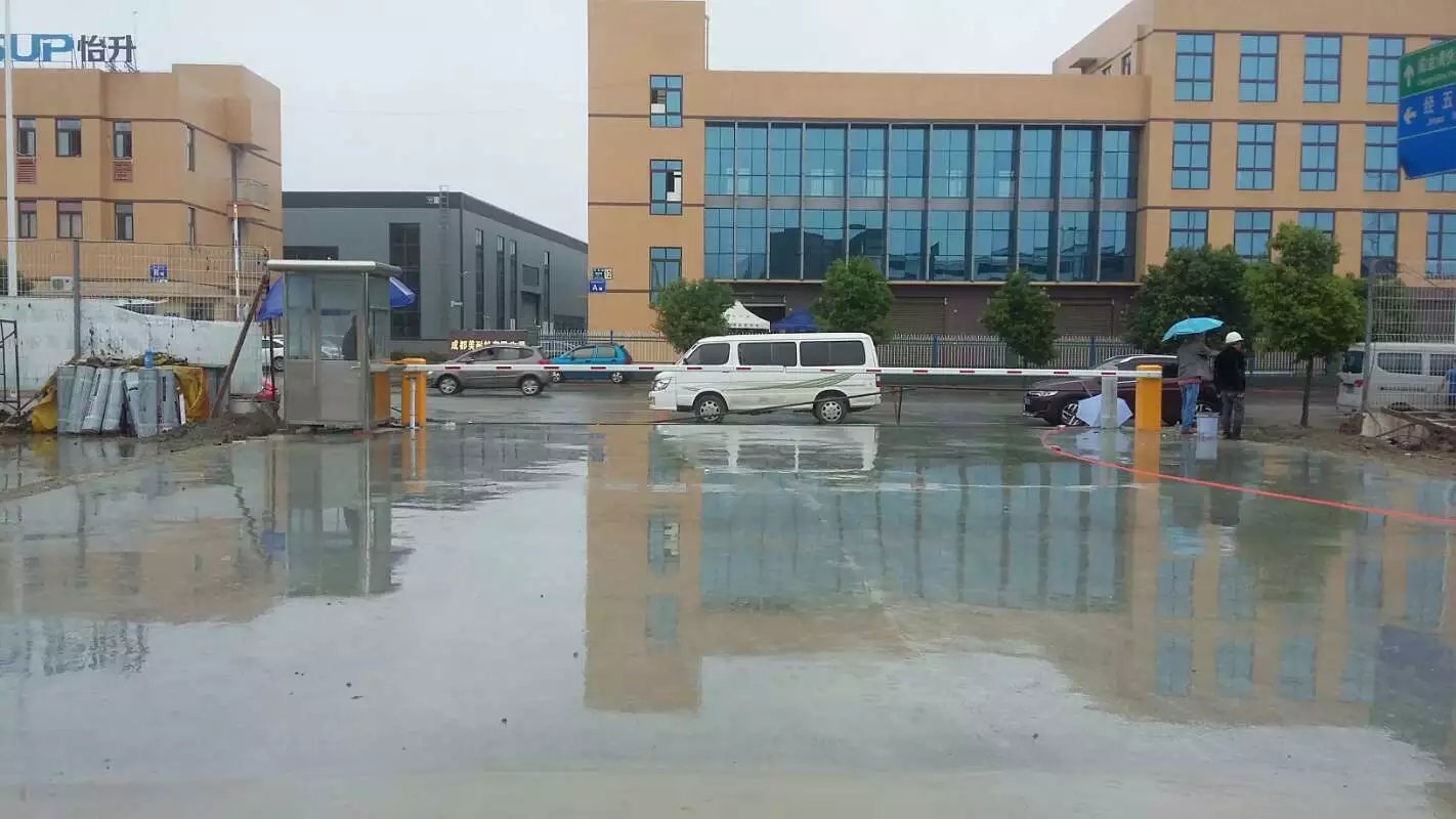 东阿县东阿县成都市物流公司道闸